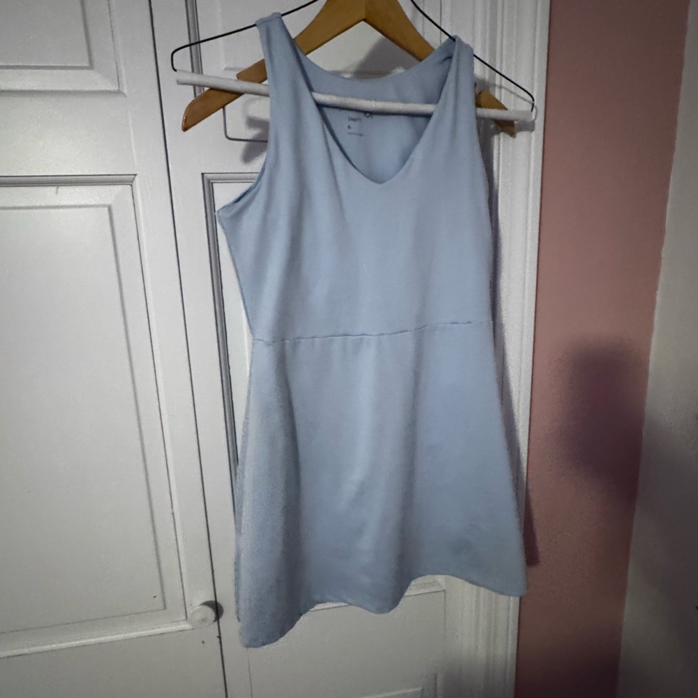 GAP fit size s Light Gray blue Activewear with built in shorts